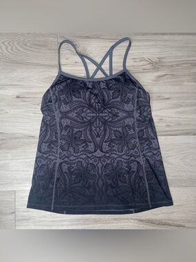 Athleta Harmonious Tank M Activewear Athleisure Loungewear Built In Bra Sport